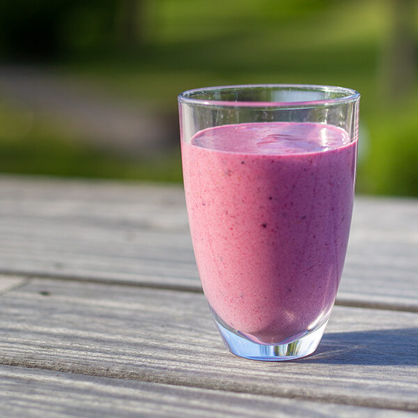 Gesund püriert – Bananen-Beeren-Smoothie