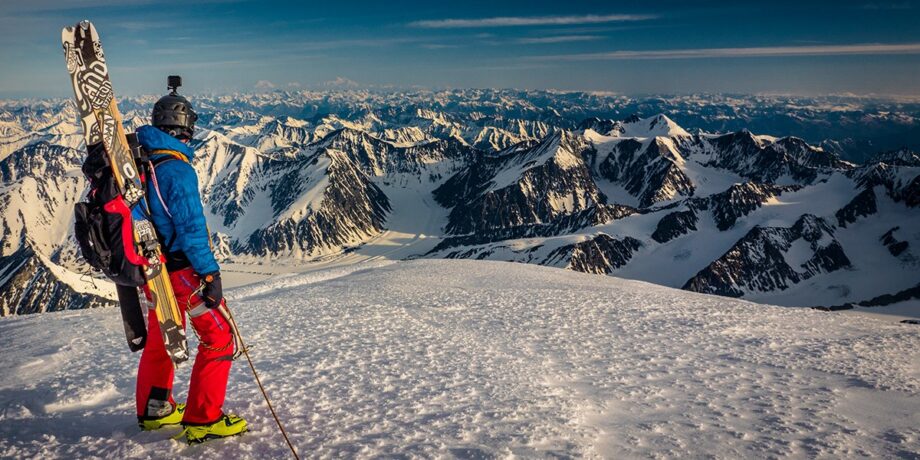 Auf dem Gipfel des Glücks. Der Mount Markus Baker belohnte die Qualen mit einem Stück Himmel auf Erden. © privat
