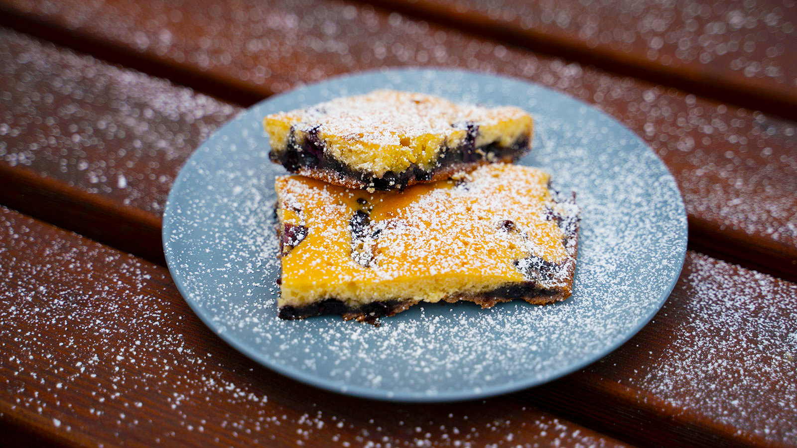 Outdoor-Rezept: Blaubeerkuchen auf dem Grill