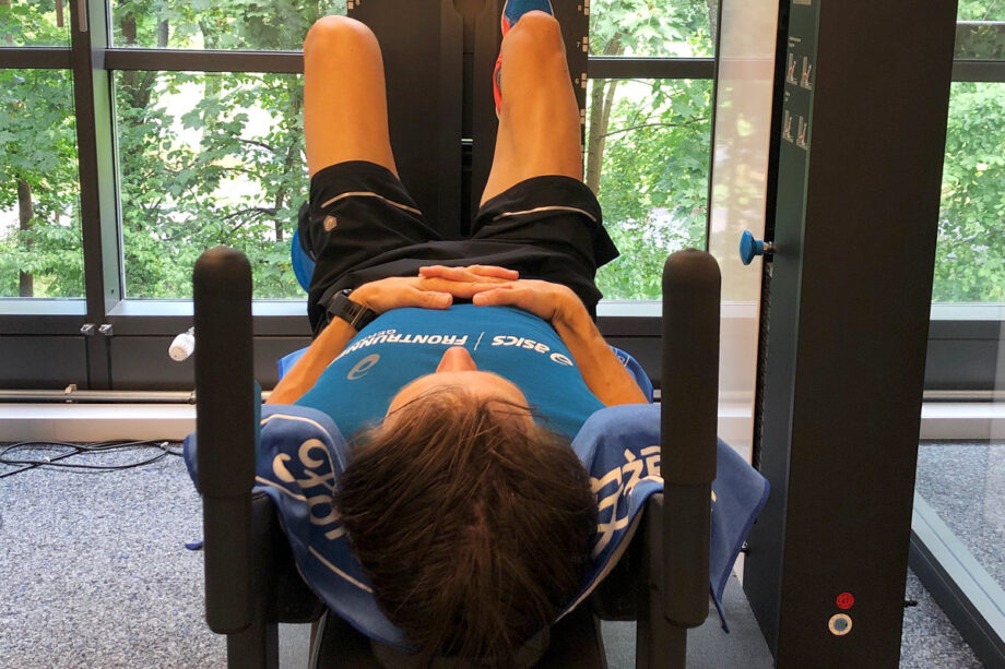 Carsten Stegner macht Krafttraining, um seine Beinmuskulatur aufzubauen.