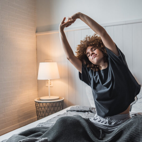 Dehnübungen: Für alle, die morgens so flexibel wie ein Besenstiel sind