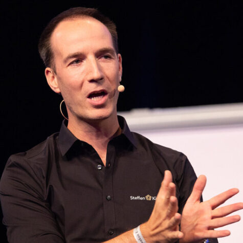 Mentaltrainer Steffen Kirchner bei einem Vortrag