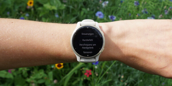 Garmin Venu 2S Einstellungen Herzfrequenz am Handgelenk