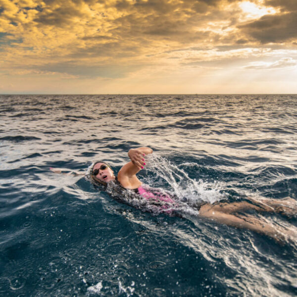Schwimmen lernen: Wie du dich im Wasser wieder sicher fühlst
