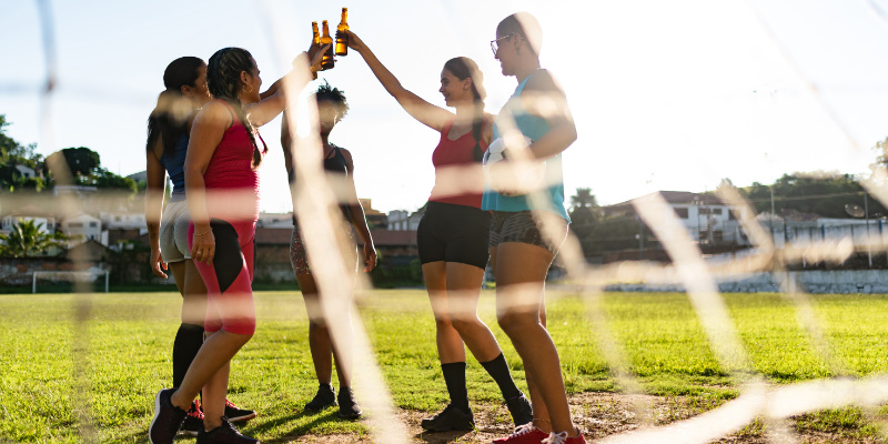 Alkohol und Leistungsentwicklung: Das passiert, wenn du nach dem Training trinkst